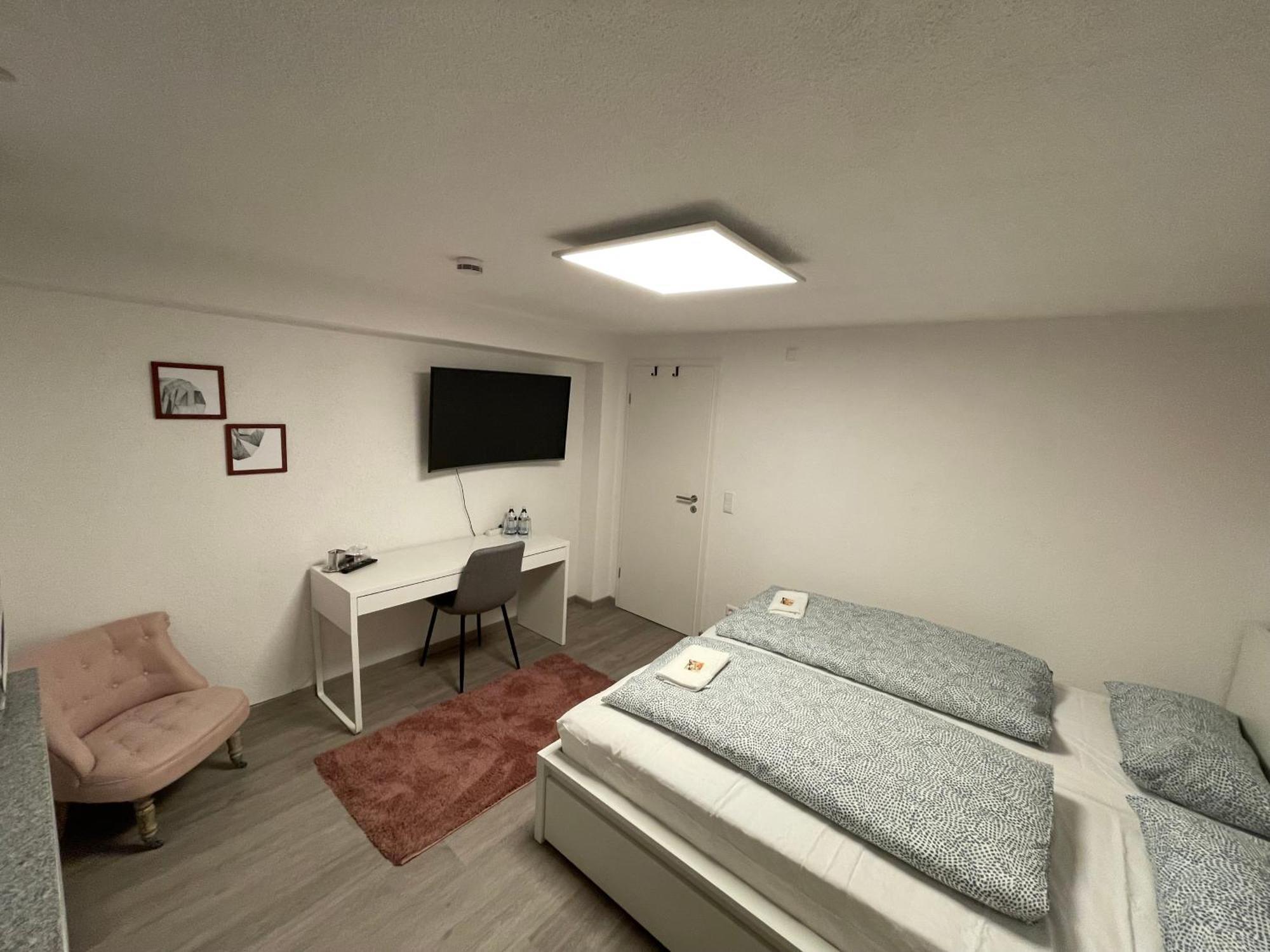 #3 Bequemes Zimmer Mit Pool Und Garten 메밍겐 외부 사진