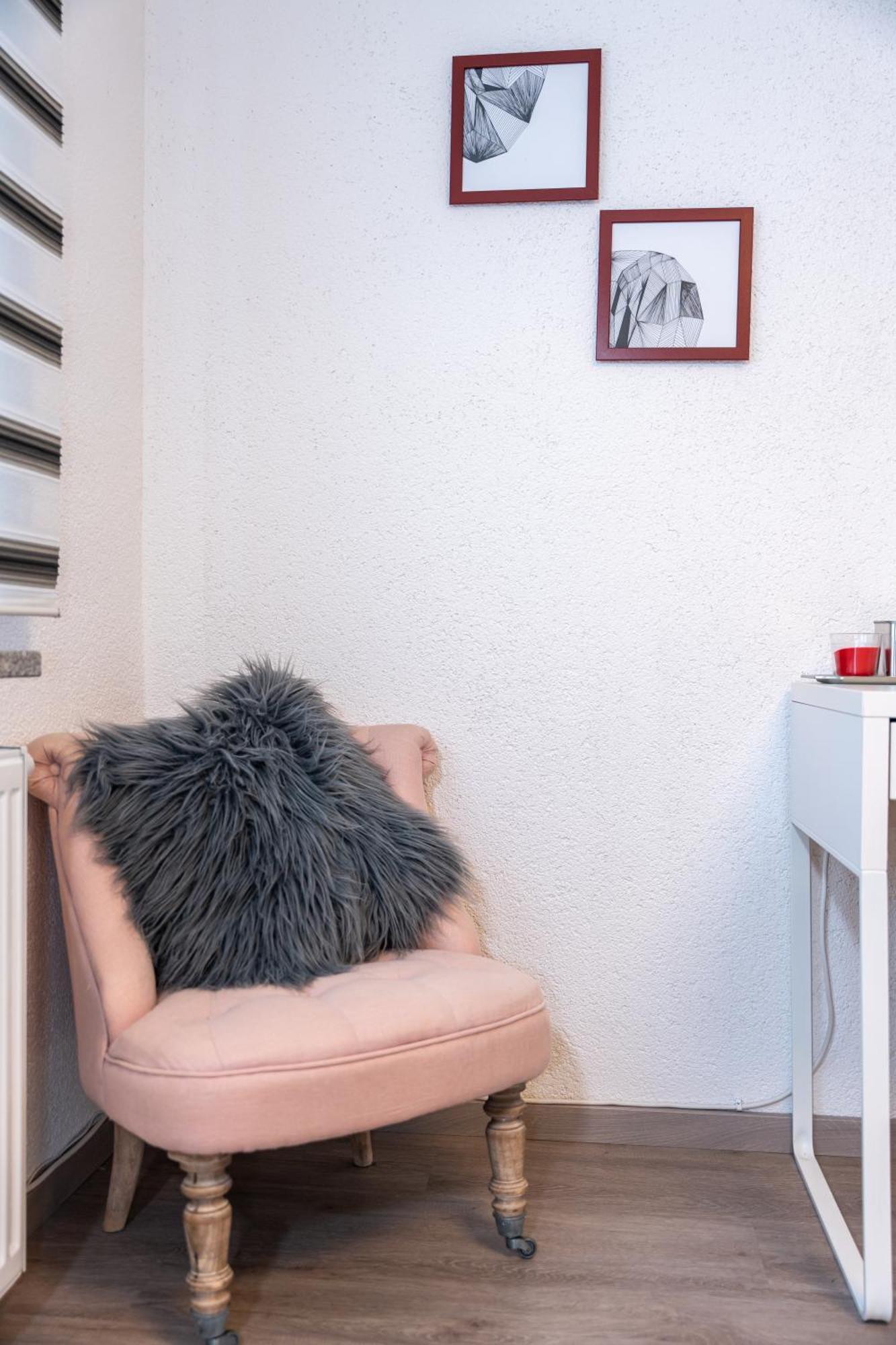 #3 Bequemes Zimmer Mit Pool Und Garten 메밍겐 외부 사진